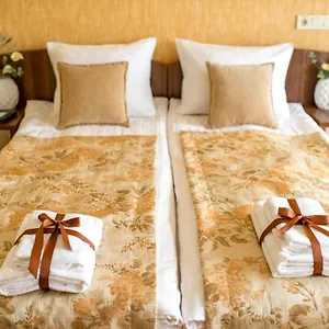 Hotel&spa Pysanka, писанка, 3 сауни та джакузі - індивідуальний відпочинок у Leopoli