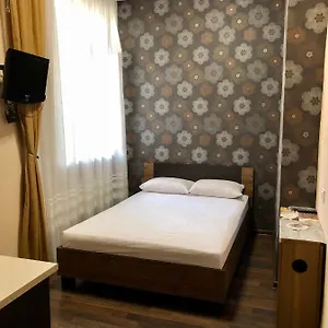 Апартаменты -біля вокзалу-недалеко від центру-городоцька 151, Львов