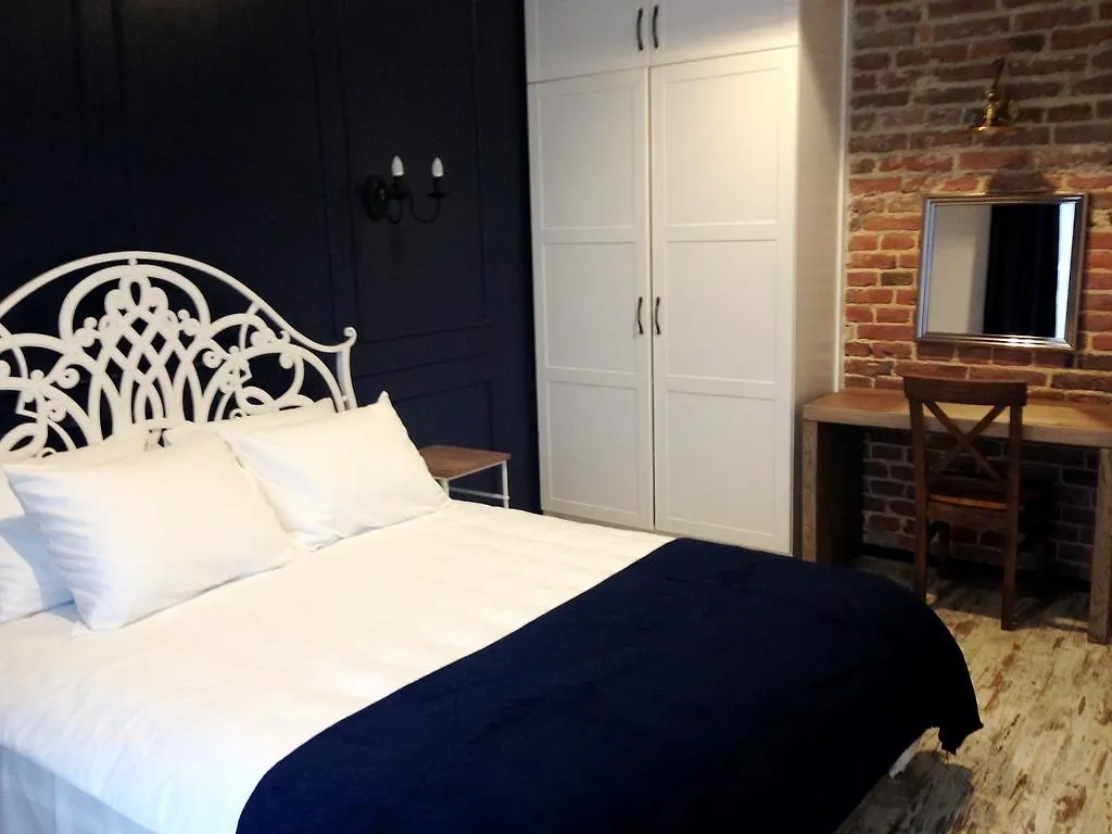 Potocki Apartments إلفيف